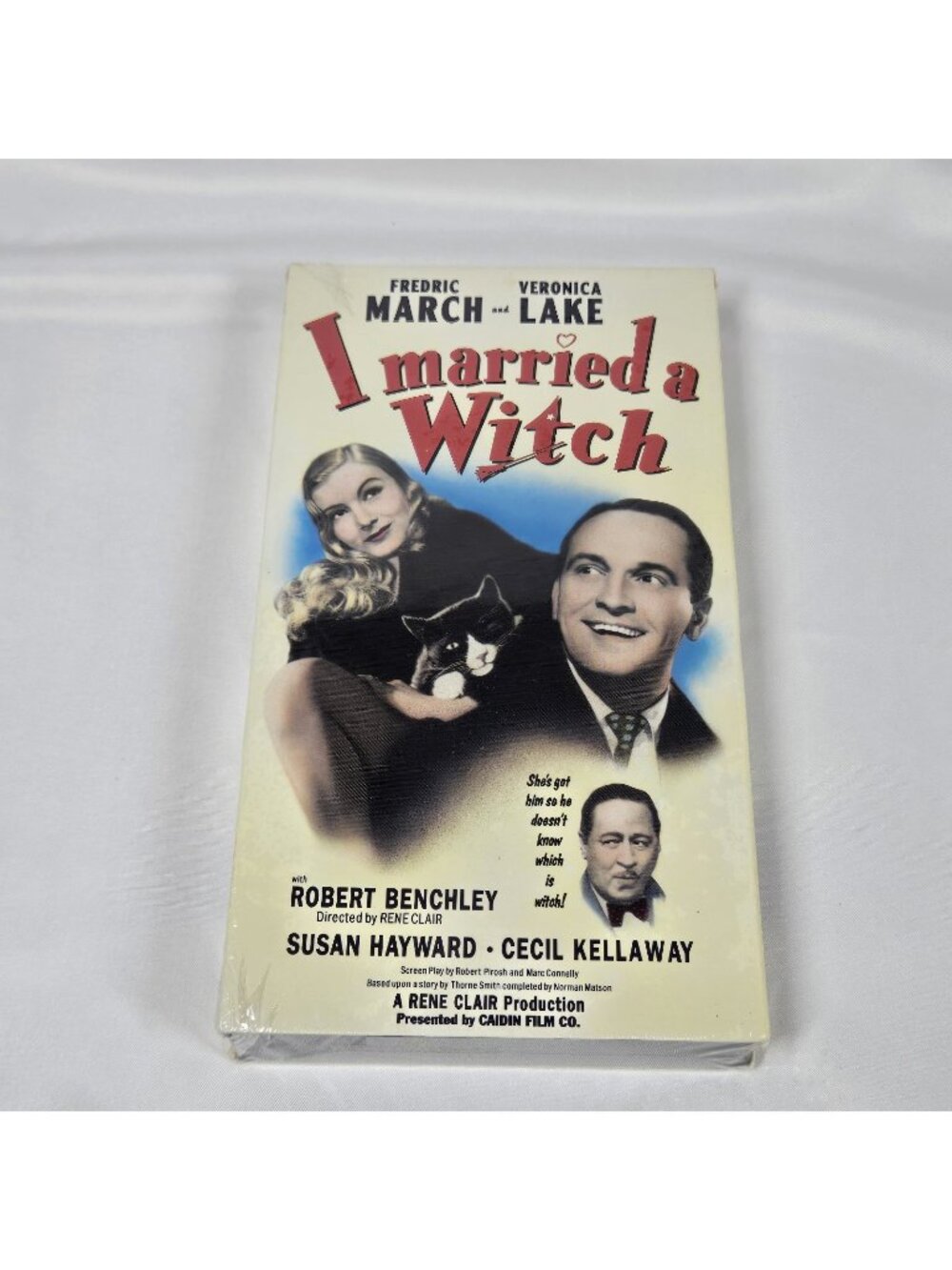 RARE NEW/SEALED VHS MOVIE - “I MARRIED A WITCH” (1942/1990 REISSUE)